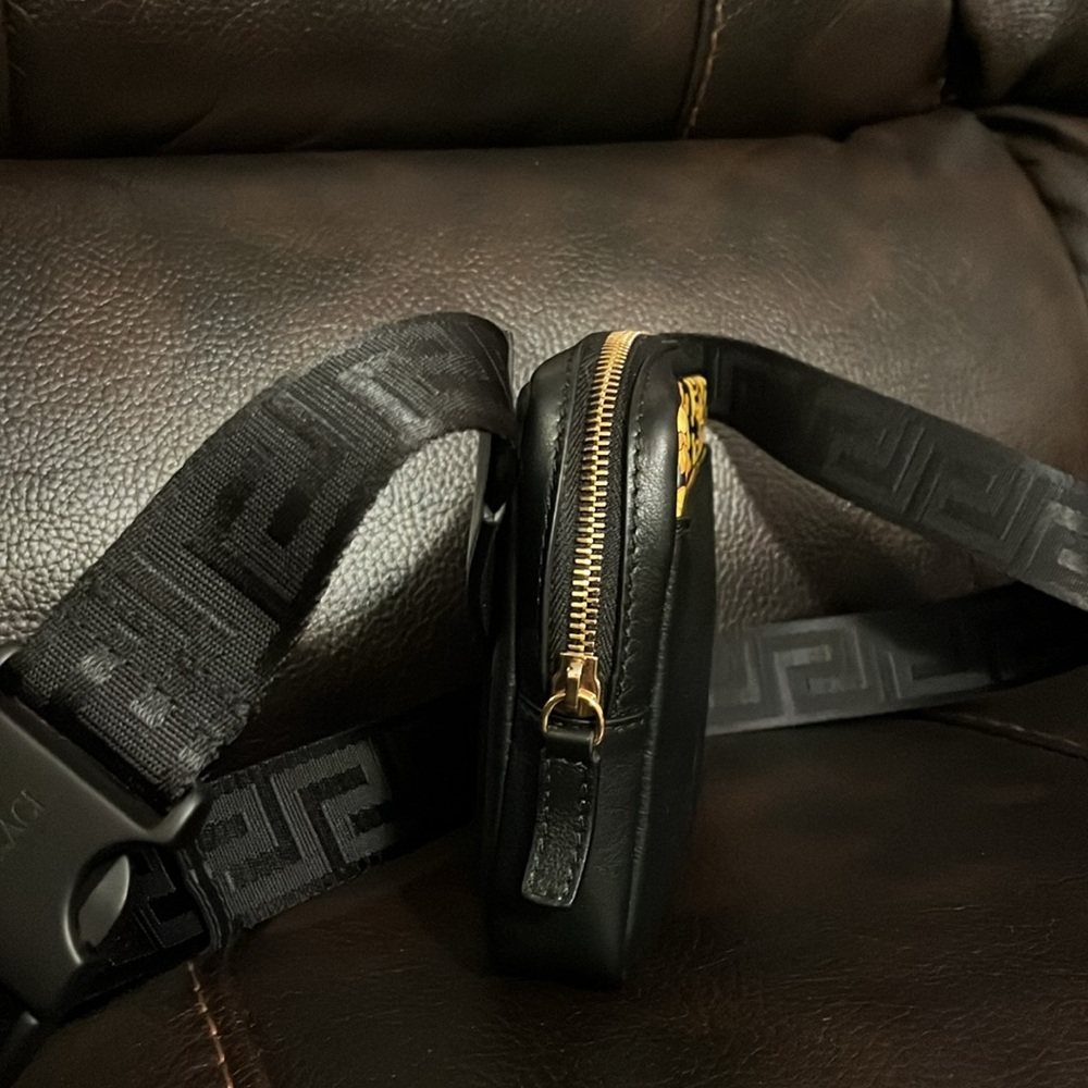 Versace unisex baroque barocco Greca logo leather chest waist belt bag NEW - Picture 6 of 11